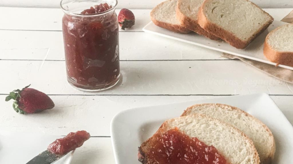 One-Pot Mixed Fruit Jam Recipe: How To Make Delicious Homemade Jam Easily Mixed Fruit Jam